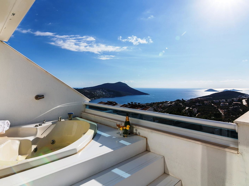  gece  -  Kasım
  | Kalkan Kızıltaş Deniz Manzaralı Lüks Villa: Jakuzili, 8 Kişilik Tatil
